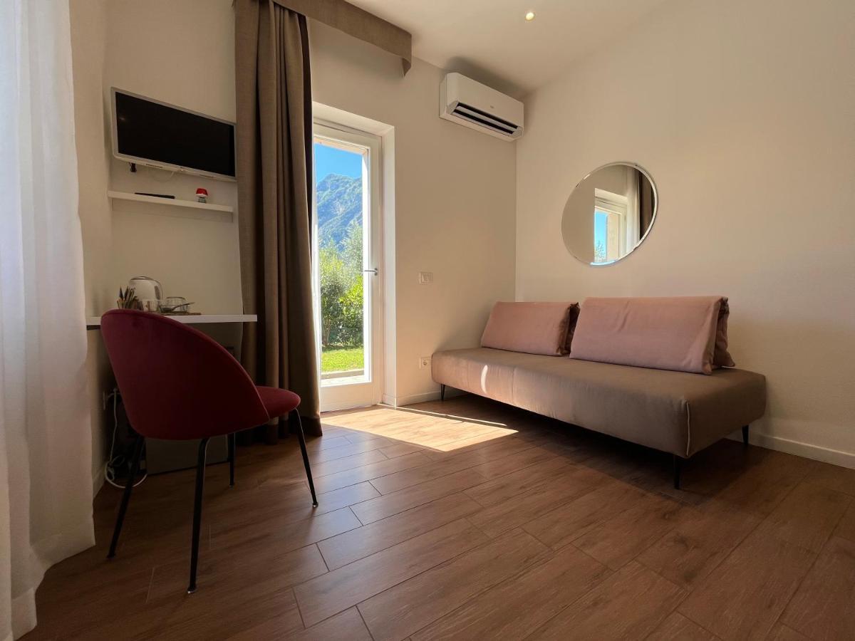Agritur Fiore D'Ulivo Riva del Garda Buitenkant foto